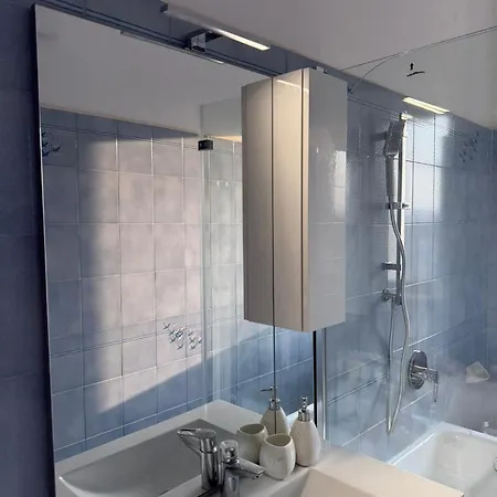 Inganni Relax & Confort- Metro & Cdi Apartment